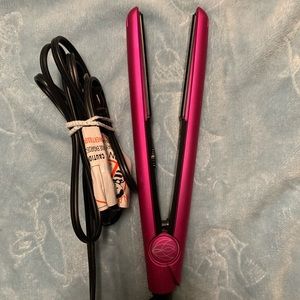 Pink hair straightener